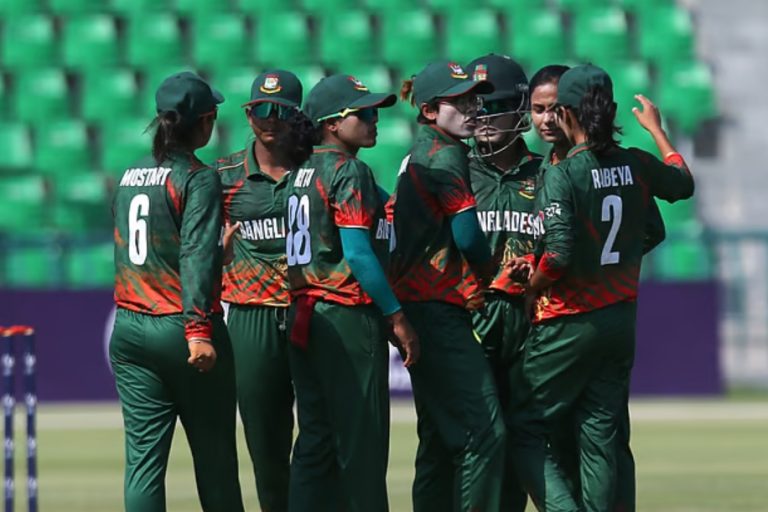 মেয়েদের টানা চার জয়ের প্রভাব পড়েছে